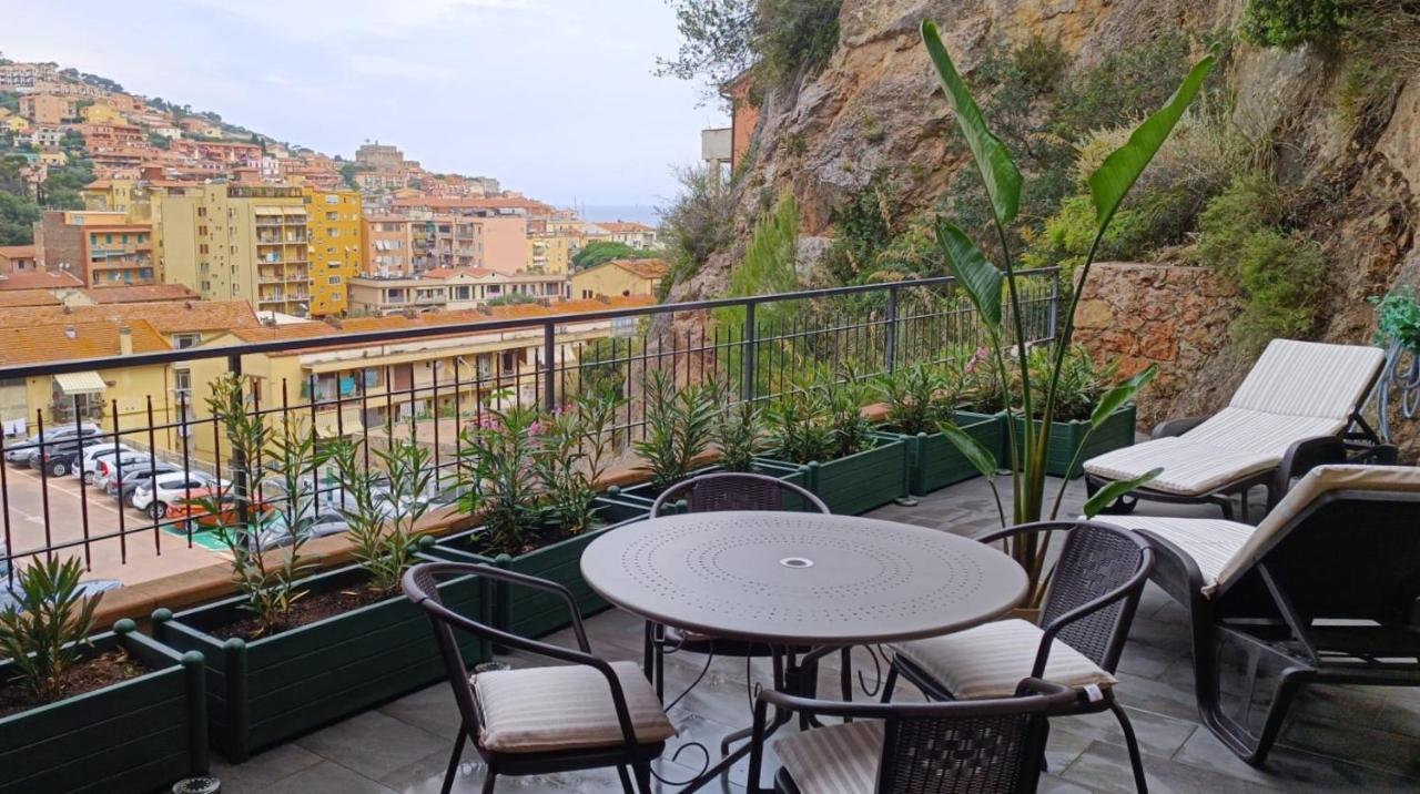 La Terrazza Di Cavalegni Apartment *